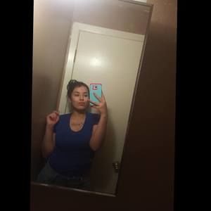 Meet your Posher, Jasmin